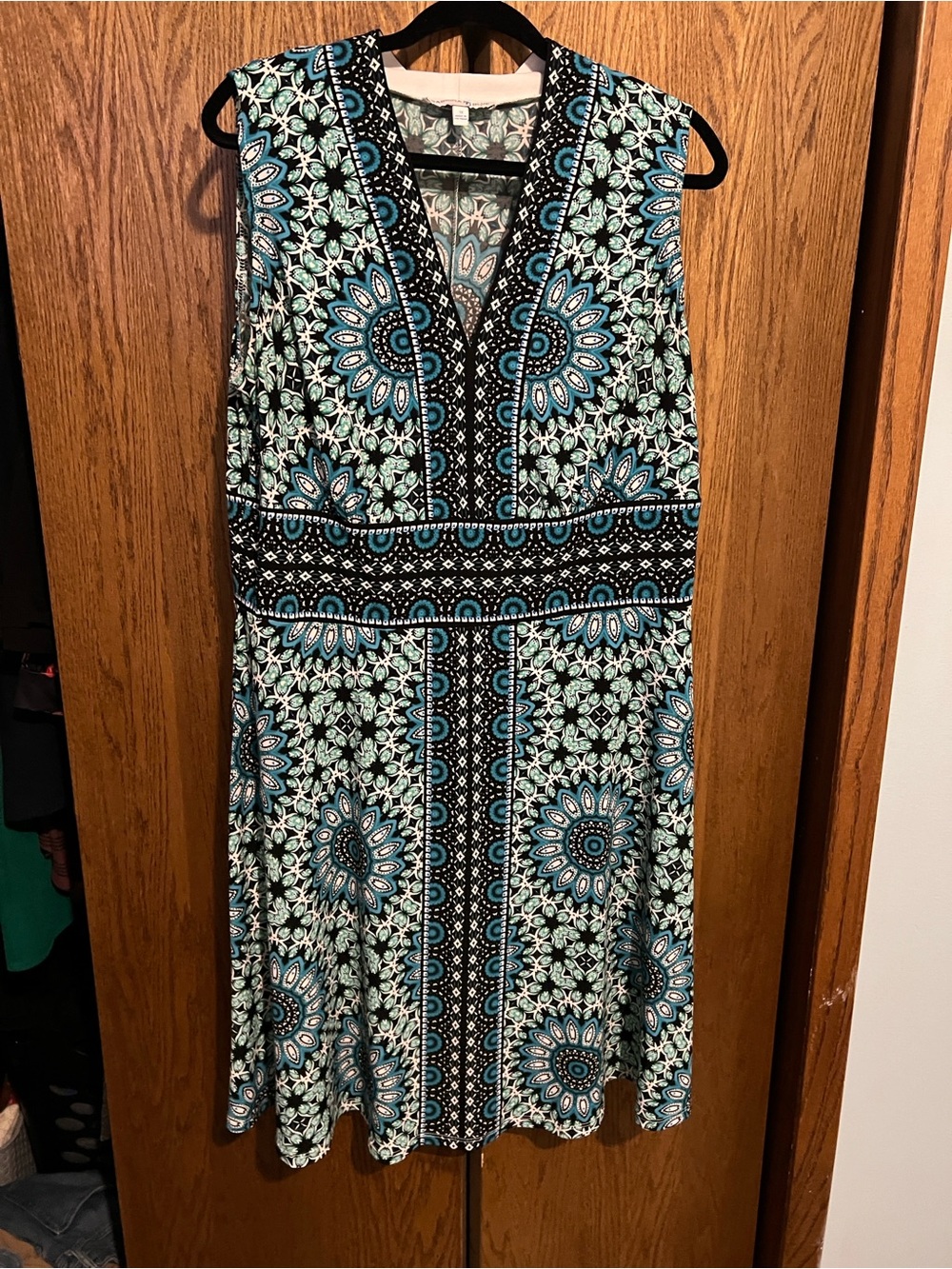 Sabrina Blue; Teal, Black & White Sleeveless V-Neck Midi Dress